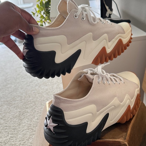 LIKE NEW Converse Run Star Motion CX Platform Sneakers - Sand and Black - Picture 6 of 6